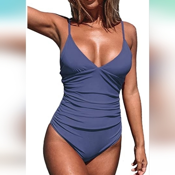 New with tags! Navy blue one piece swimsuit! Size small! - Picture 1 of 10